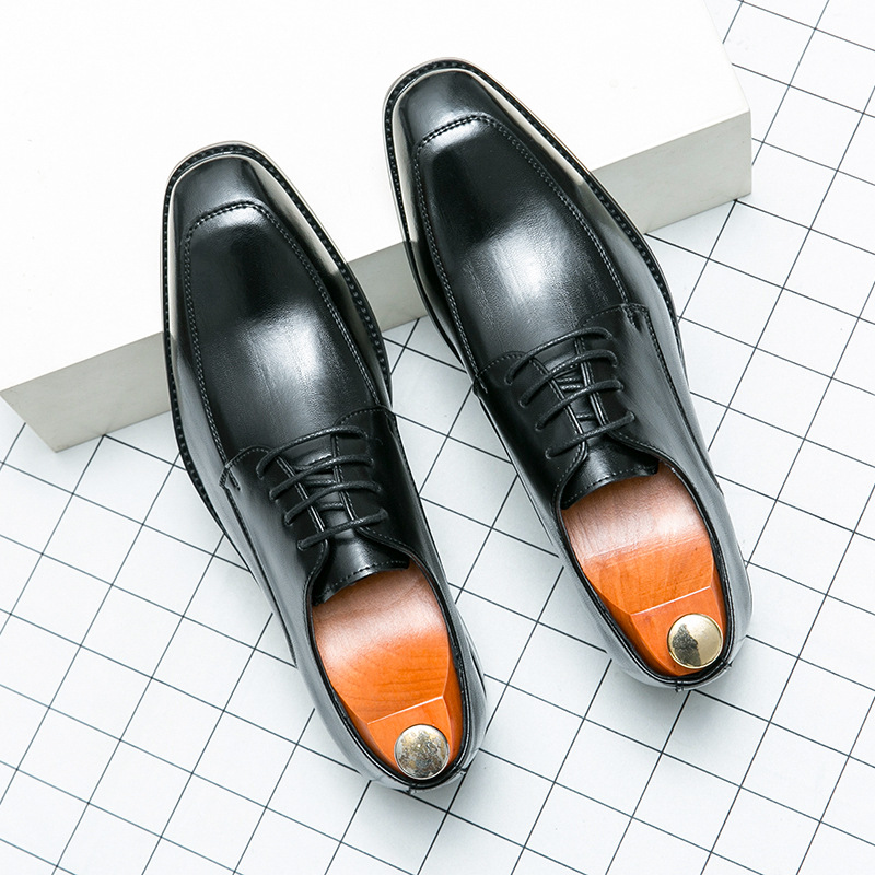 Comercio exterior al por mayor calzado de cuero cuadrado de estilo británico talón grueso vestido de negocios zapatos casuales de novio zapatos casuales de hombre image 1