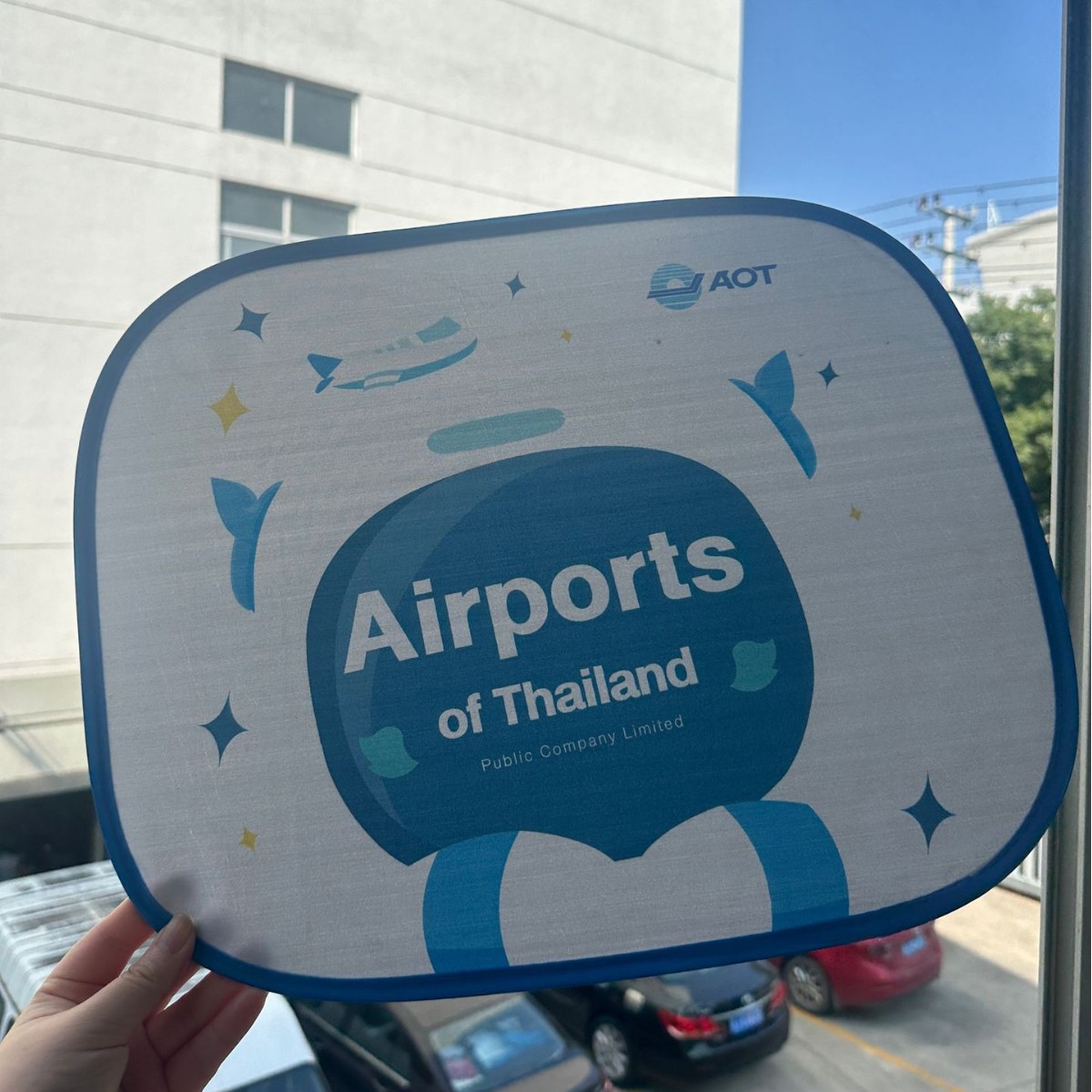 Protección solar, aislamiento térmico, protección solar para automóviles, protección solar recubierta de tela plateada, protección lateral de la ventana lateral del automóvil con logotipo.