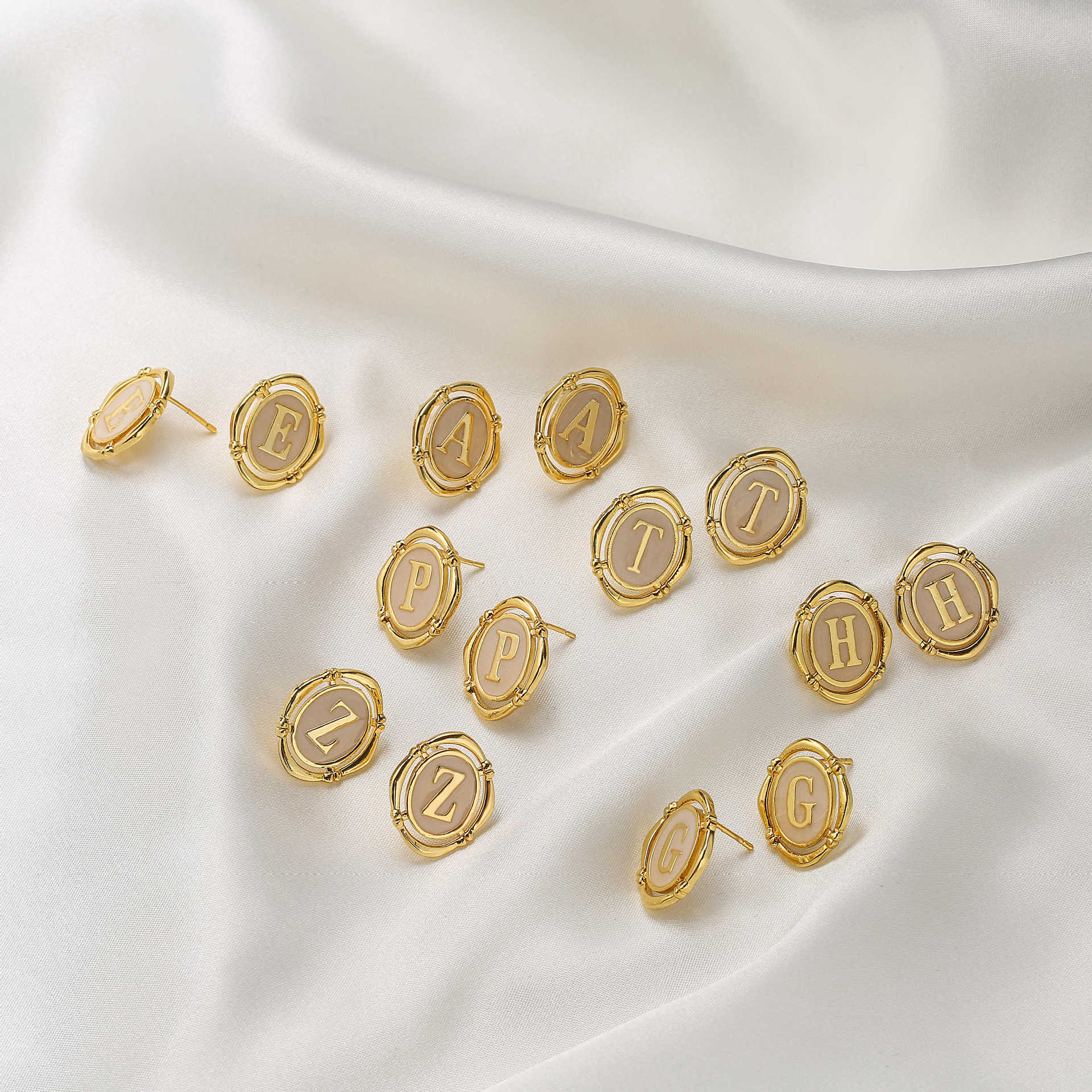 Retro Letter Oval Copper Plating Ear Studs 1 Pair