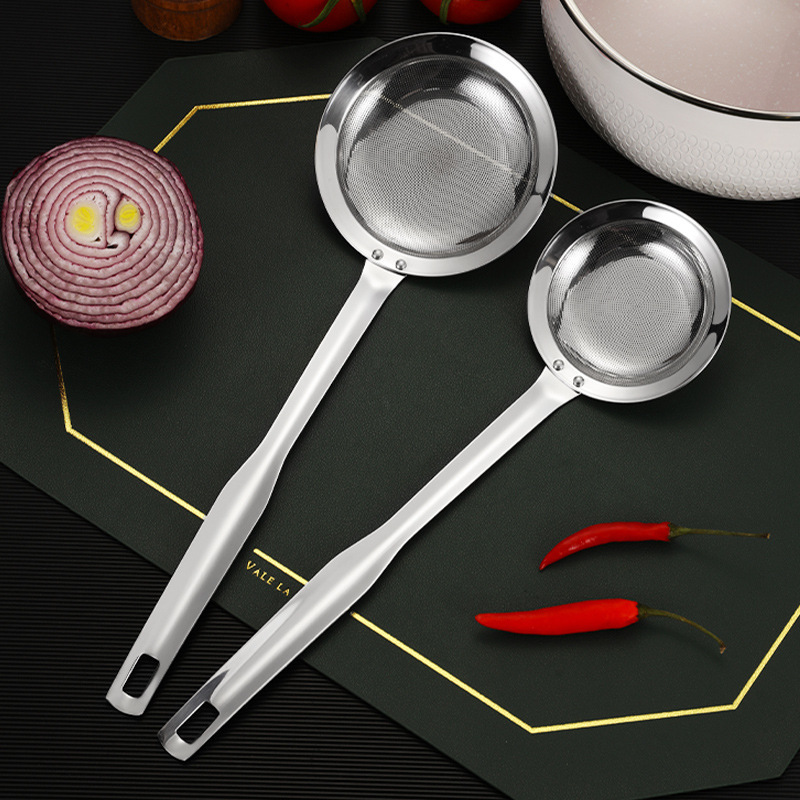Stainless Steel Soy Milk Filter Strainer, Skimmer Spoon, Hot Pot Oil Residue Household Mesh Sieve, Flour Sieve with Hook, Fine Mesh Filter