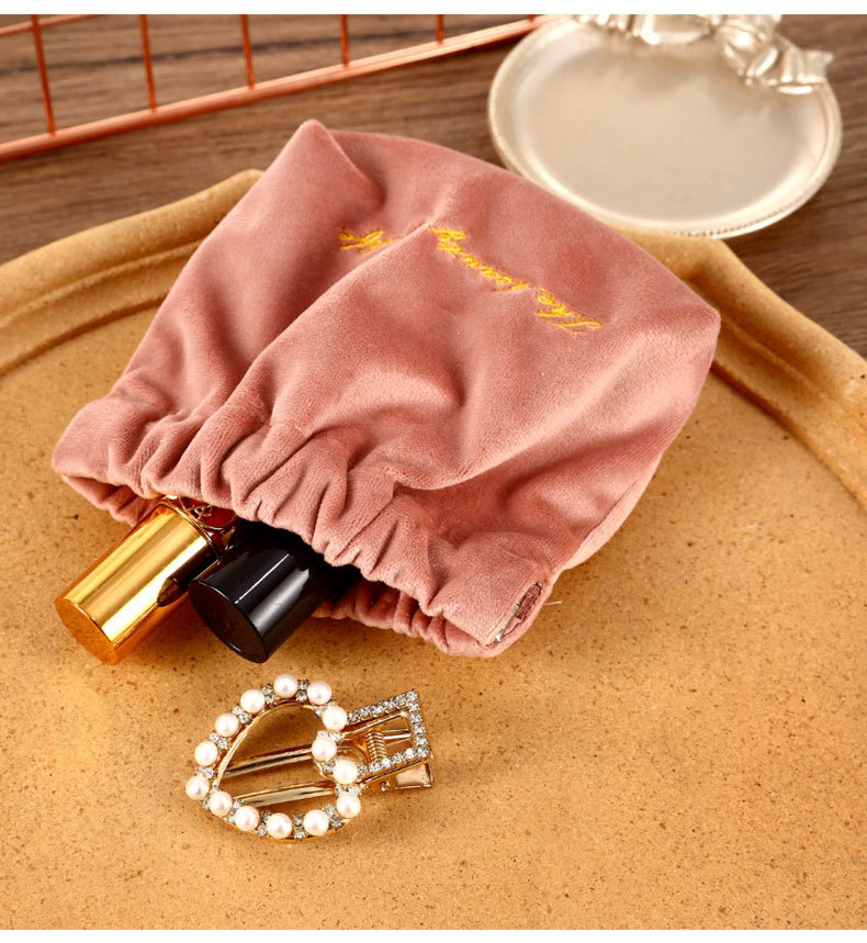 Femmes Tissu De Velours Couleur Unie De Base Carré Chaîne De Caractères Trousse De Maquillage display picture 4