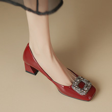 新款水钻高跟鞋女方头法式优雅浅口单鞋中粗跟红色结婚礼服女鞋