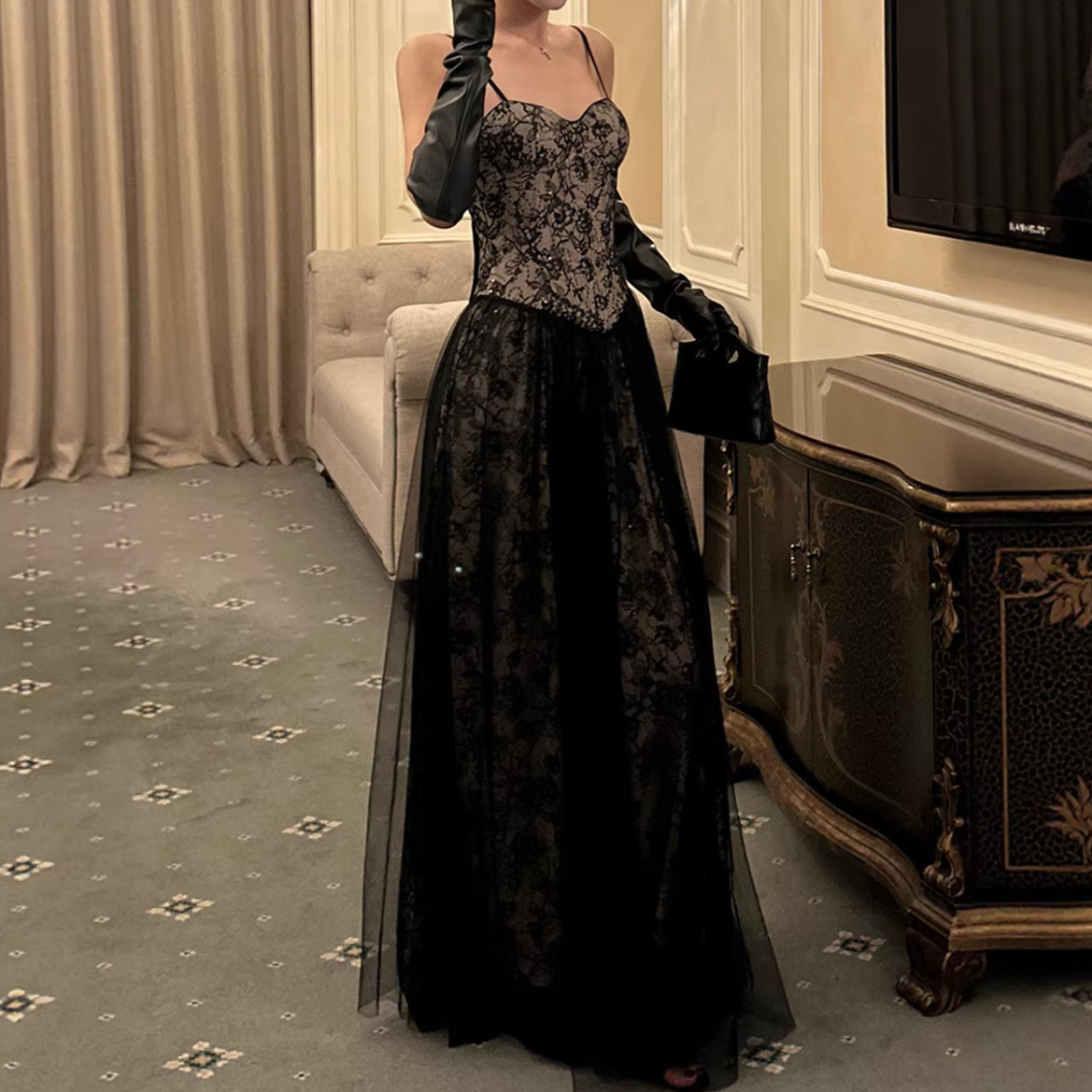 Hepburn-Style Black Gauze Lace Jacquard Suspender Long Dress Summer New Elegant Waist-Cinching Ruffle Dress for Women
