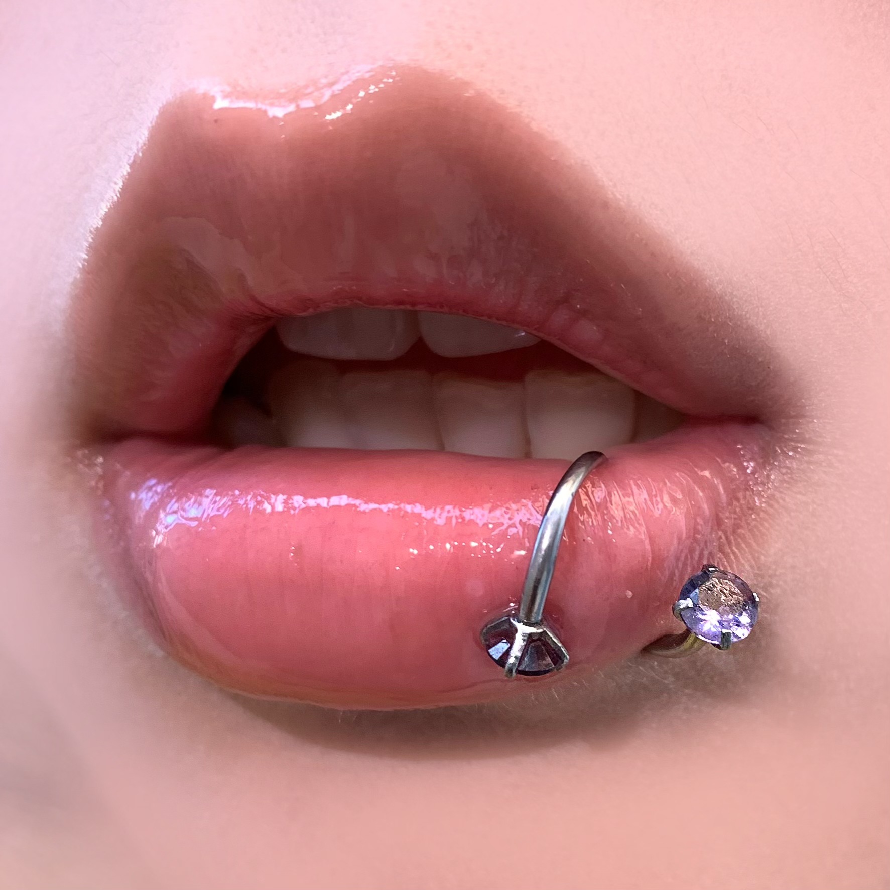 Flash Zircon S-Shaped Lip Ring 12mm Internally Threaded 316L Surgical Steel Lip Hoop Piercing Jewelry for Women Men detail image 17