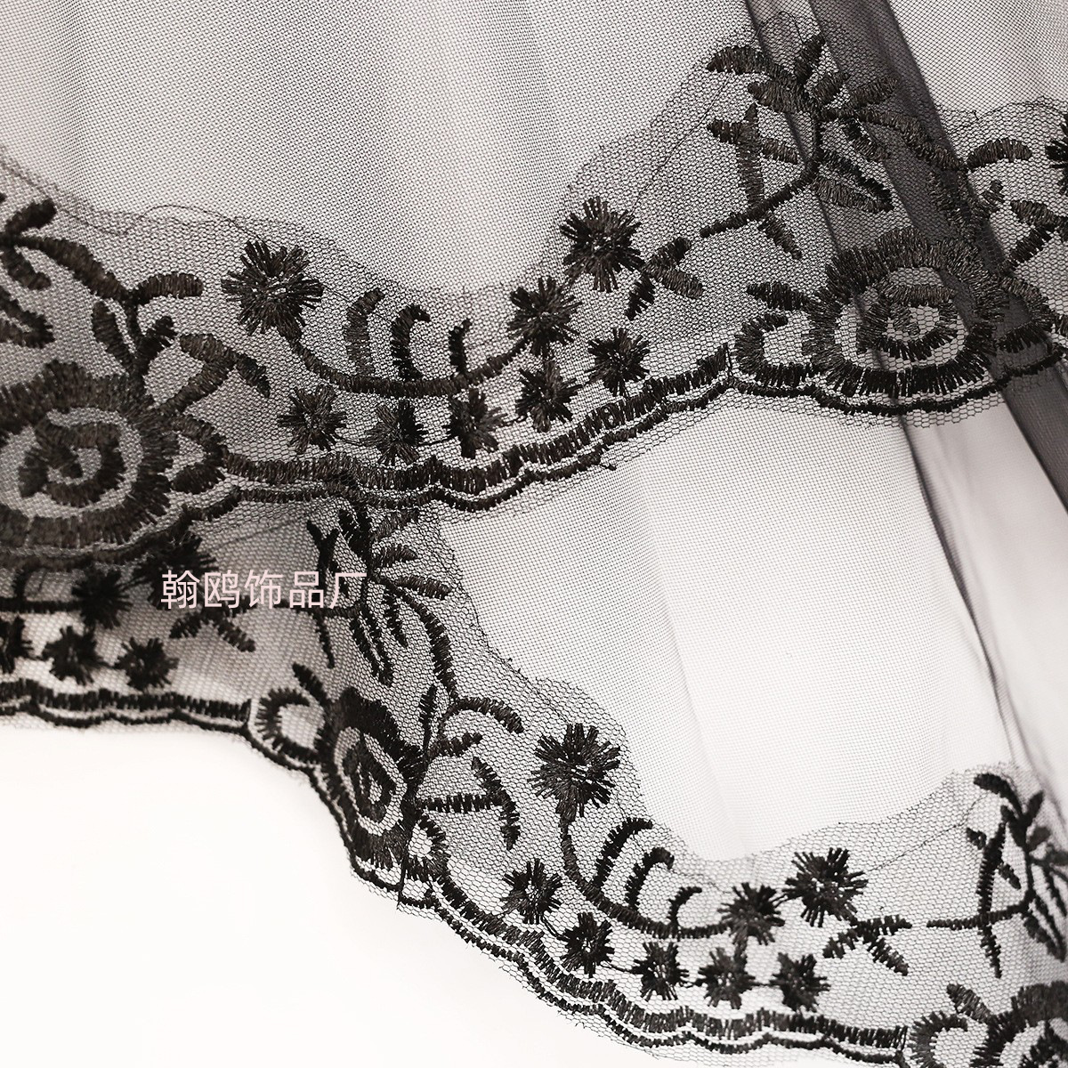 Black veiled short lace-trimmed bridal headpiece for ghost bride, witch-inspired Halloween party photo veil&mdash;double-layered