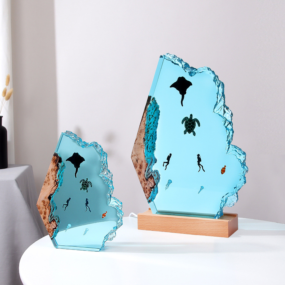 European-style Ocean Diver Micro Landscape Decoration for housewarming and tourism Commemorative Gift-giving Epoxy Resin Crafts Decoration Large