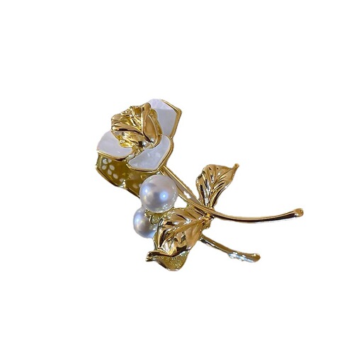 Autumn and winter rose brooches, high-end women's high-end corsage jewelry, anti-exposure silk scarf buckles, pins, clothing accessories wholesale