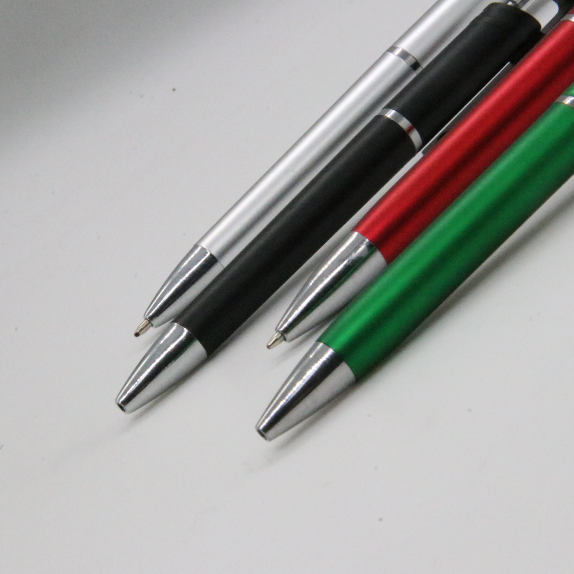 Teléfono Móvil titular táctil pluma táctil bolígrafo giro pluma bolígrafo de plástico publicidad pluma multifuncional