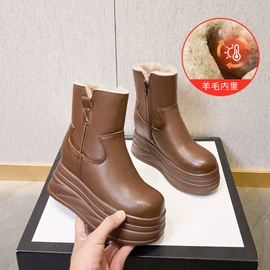 女式皮靴;女式运动单鞋;厚底凉鞋