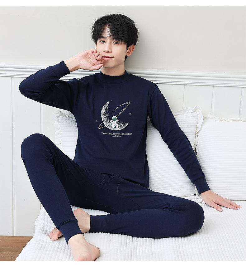 720 솔리드 네이비 미드 칼라 우주 비행사