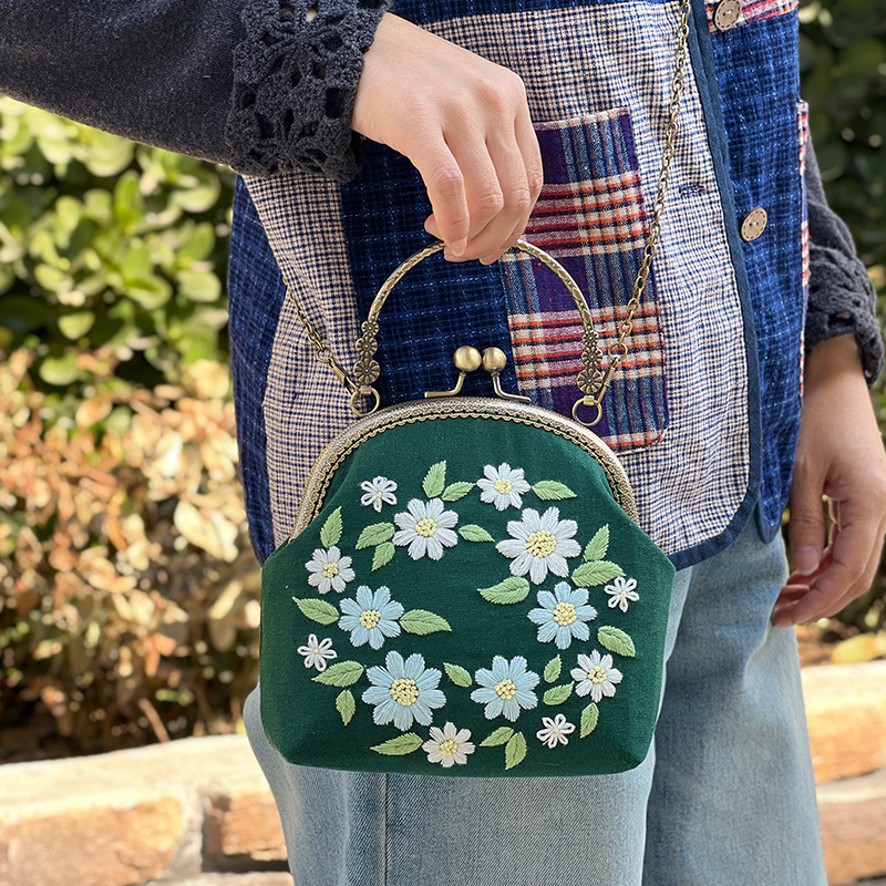 Lu bordado tela tela tridimensional bordado bolso de mano bordado a mano bolso de oro de boca de bricolaje bolso de material flor bolso de mensajero de doble uso