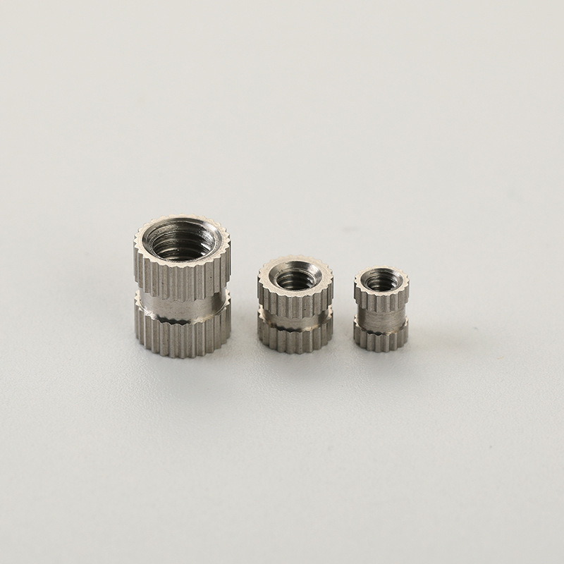 射出成形ナットステンレス鋼ロールセッティングナットm4埋め込みナットステンレス鋼射出成形ナットインサート|undefined
