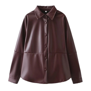 �W���LŮ�b���Q�羳������|�̿�Ƥ�¶�ȹ���b