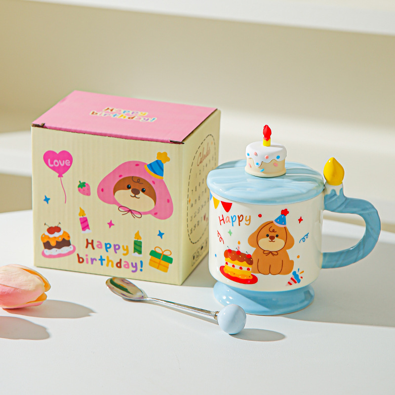 Bonita tarta de cumpleaños de dibujos animados taza de alto valor creativo regalo de cumpleaños de mano casero con taza de agua cubierta