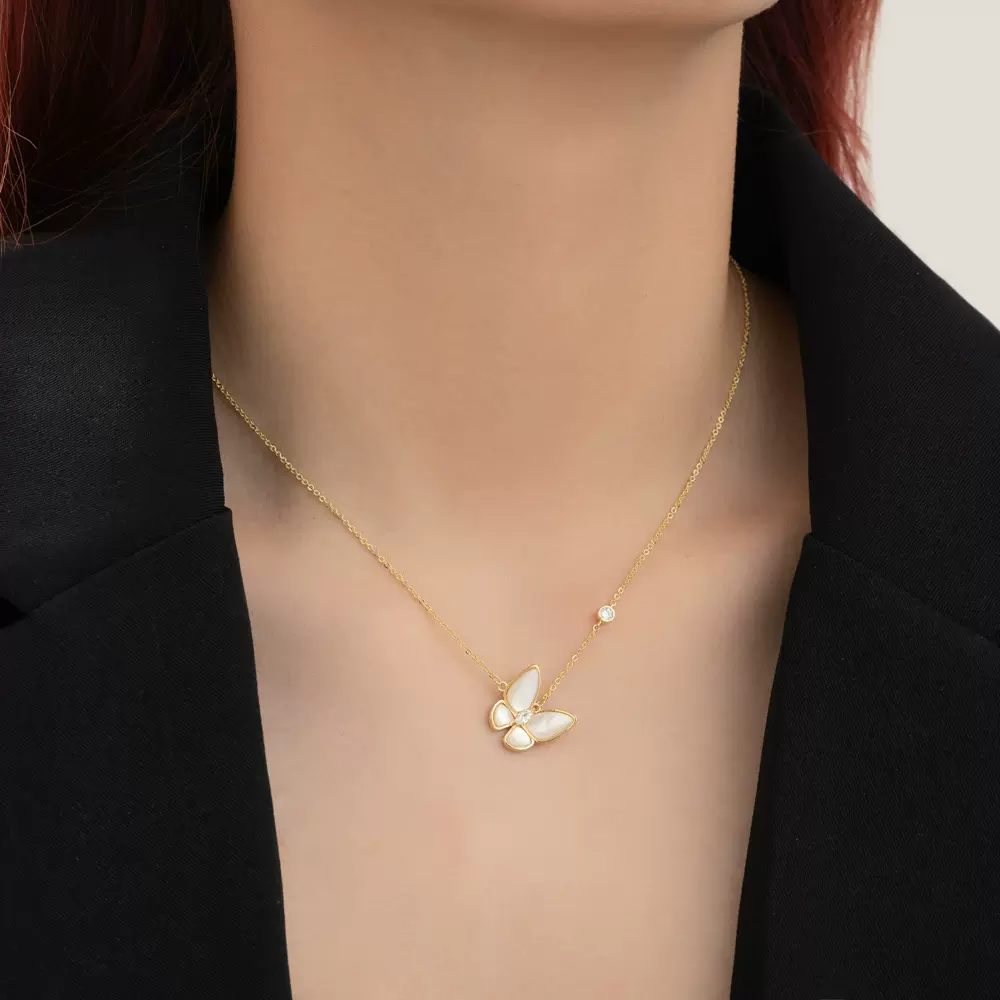 天然贝壳蝴蝶项链厚度真金小众高级感锁骨链女春夏新爆款颈链项饰