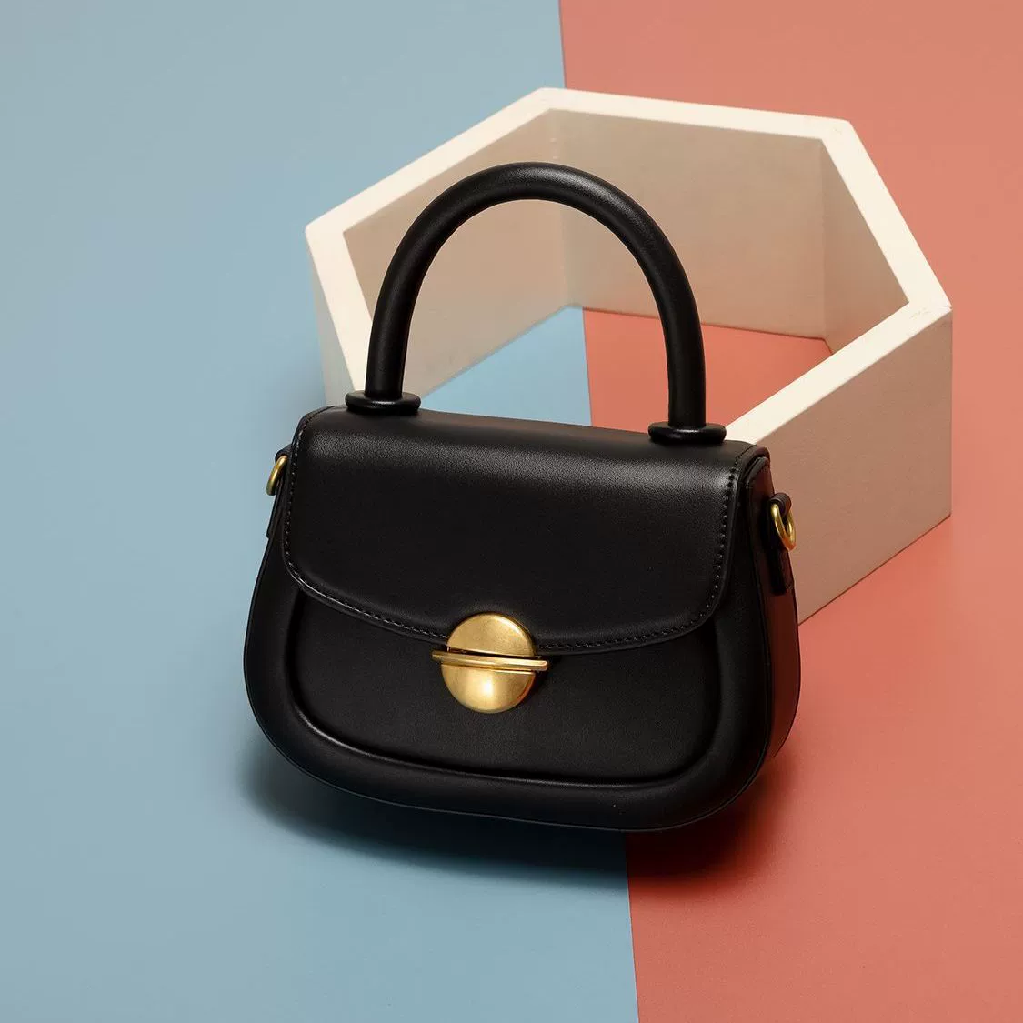 Fashionable handheld one-shoulder bag, 2023 collection, western style, high-end