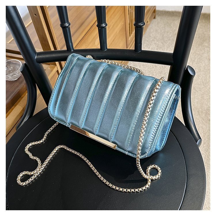 Bolso de cadena de color Macaron urbano simple pequeño bolso cuadrado brillante hebilla magnética bolso de hombro bolso de textura de diseño de nicho