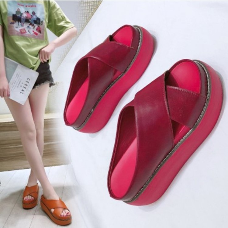Casual capacious women's slippers platform