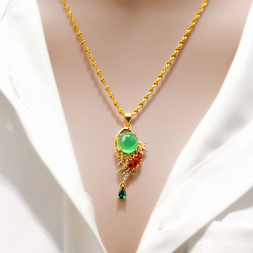 Fashionable influencer live streaming sand gold peacock green agate pendant for women, imitation 24k gold simple necklace accessories wholesale