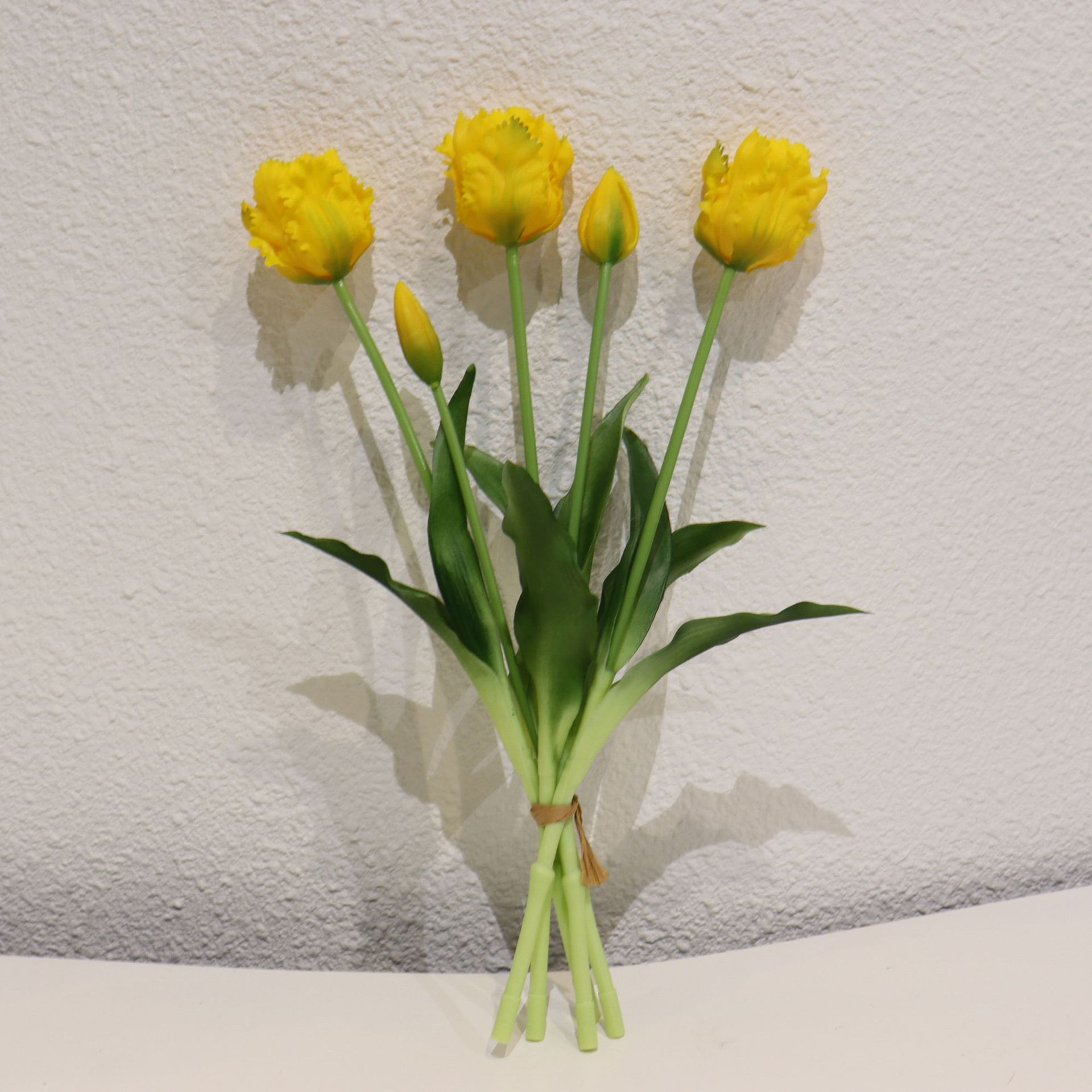 노란색