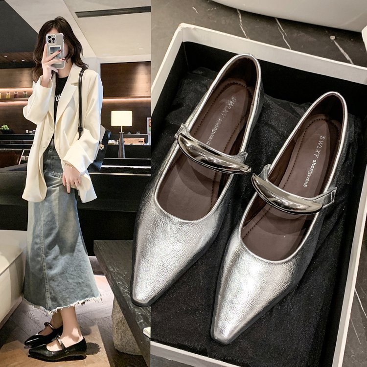 Elegant slippers pointed-toe with a strap wedge heel