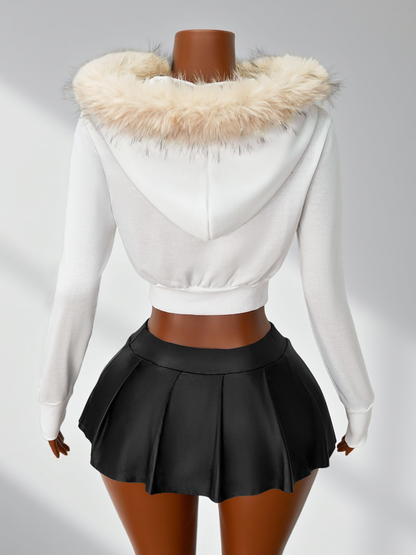 Petite Cropped Hooded Jacket With Fur Collar For Autumn And Winter_voghion.com
