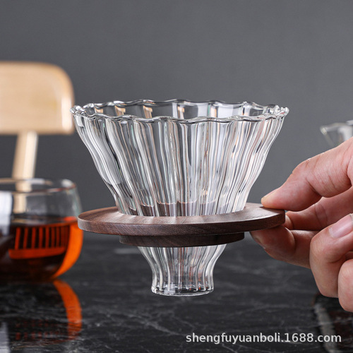Supply of high borosilicate glass hand-brewed coffee pot hand-brewed set with wooden filter cup household glass coffee sharing pot