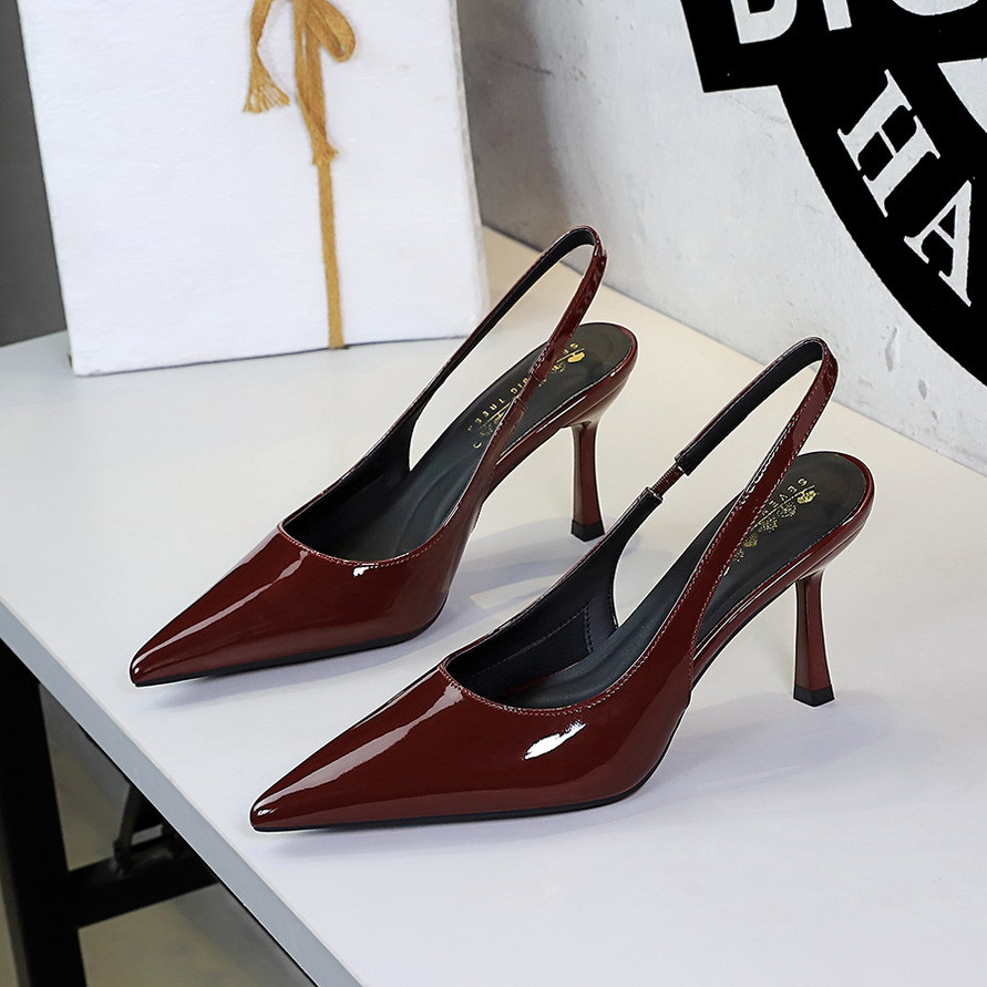 2000 European and American style pointed back empty back strap hollow out thin heel sexy shallow mouth high-heeled patent leather party sandals for outdoor wear