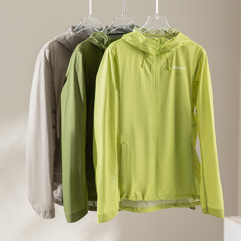 7D Lightweight Sports Jacket for Women, Waterproof and Windproof Hooded Jacket, Outdoor Hiking and Mountaineering Breathable Casual Summer New Style 7D Lightweight Sports Jacket for Women, Waterproof and Windproof Hooded Jacket, Outdoor Hiking and Mountaineering Breathable Casual Summer New Style