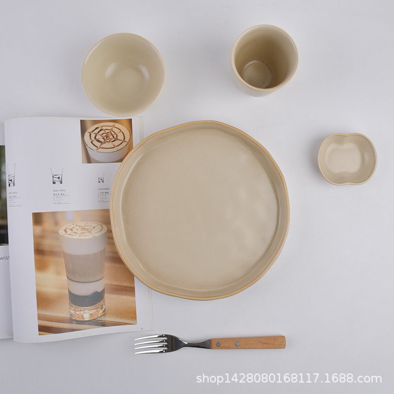Comercio exterior estilo occidental casero carne de cerámica caqui de 9 pulgadas platos de comida occidental de alta calidad platos de platos fríos platos de hotel