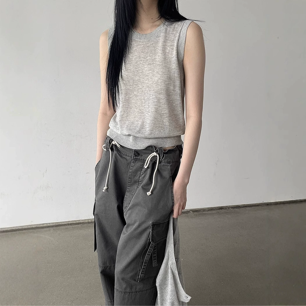 凡简 Base body-friendly summer top with cups, T-shirt sleevless, slim fit