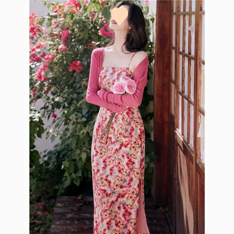 Летний комплект из двух предметов для женщин: винтажное платье-кардиган с цветочным принтом в новом французском стиле и вязаный топ.