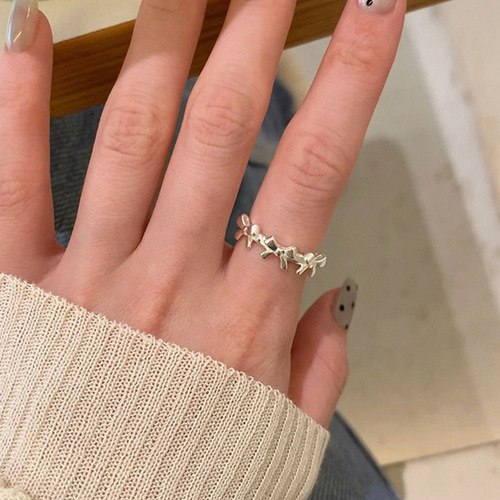 (Butterfly Knot Ring) Women's Minimalist Geometric Line Style Matchable Layered Open Finger Ring Instagram Style Internet Famous Ring for Index Finger