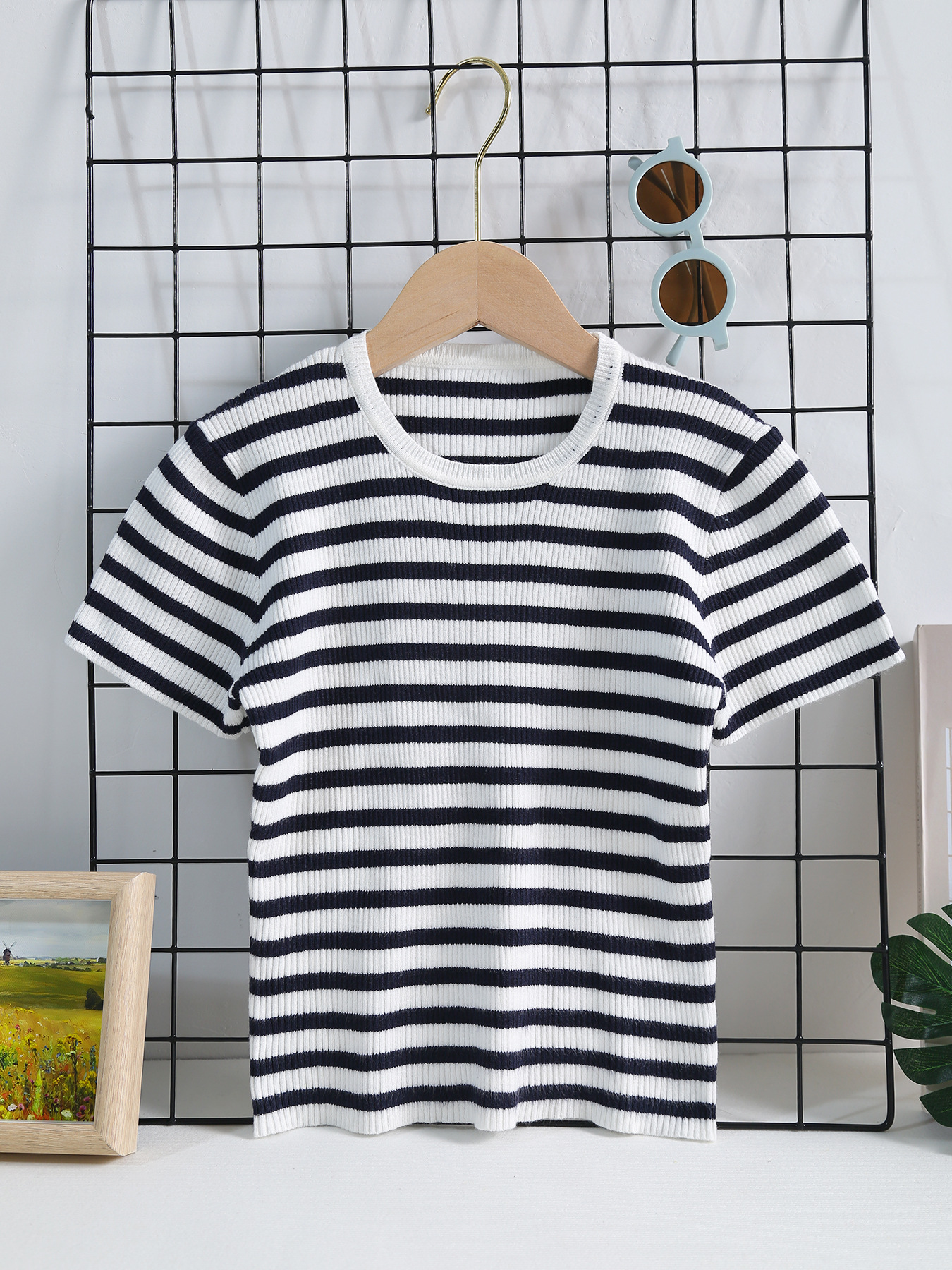 Summer children's knitted T-shirt