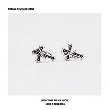 复古十字架耳钉男个性独特小众高级感克罗心暗黑风气质跨境耳饰潮