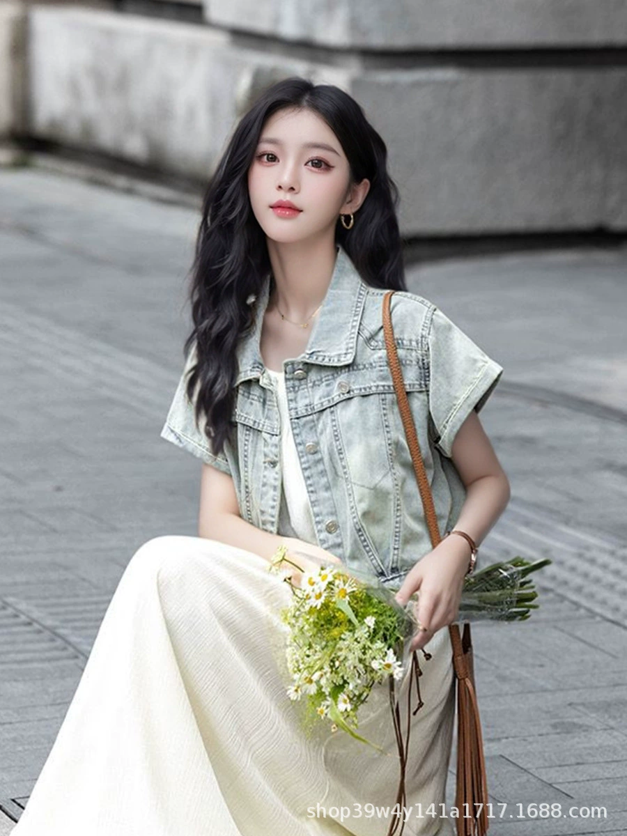Retro short shirt, loose fit