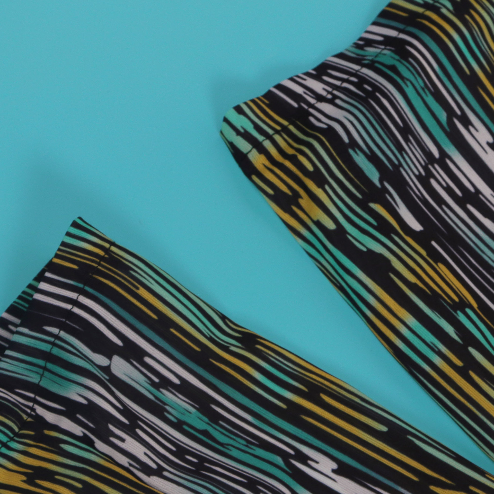 Women Popular Printed Contrast Color V-neck Wide Leg Two Piece Set