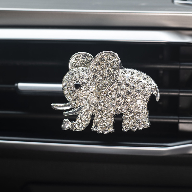 향을 가진 단일 실버 코끼리