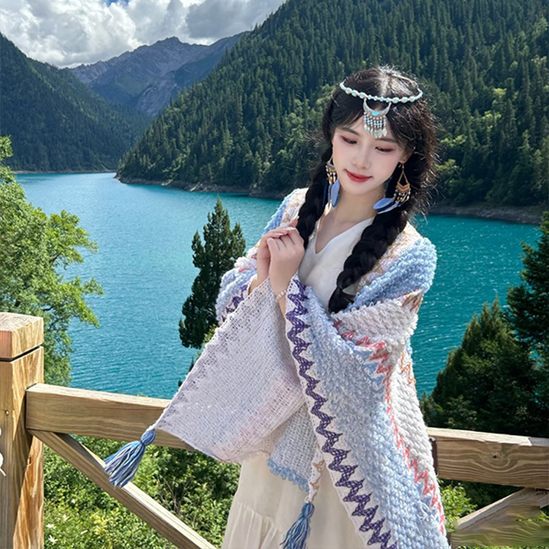云南丽江秋冬民族风披肩大理青海新疆西藏秋冬度假针织外搭披肩女|undefined