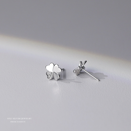 Cloud Xiaoshu Clover Leaf Earrings for Women  New Trendy Pure Silver Earrings Unique Design Sense Light Luxury Light Luxury Earrings