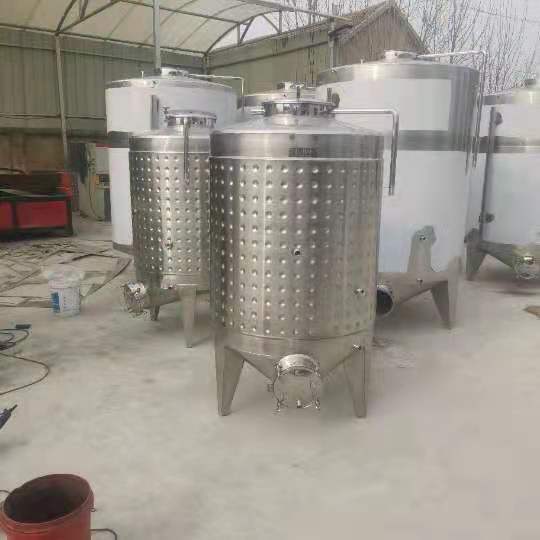 现货批发恒温发酵罐不锈钢发酵设备现货厂家货源 水带发酵罐 2吨