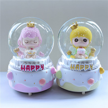 创意情人节礼物公主王子水晶球音乐盒发光八音盒灯光飘雪花工艺品