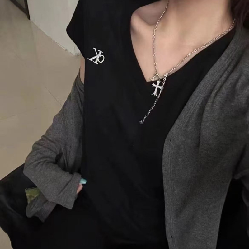 Cross-Border Ck Summer New Classic Letter Embroidery Small Logo V-Neck Exposed Collarbone Slim Fit Pure Cotton T-Shirt Short Sleeve