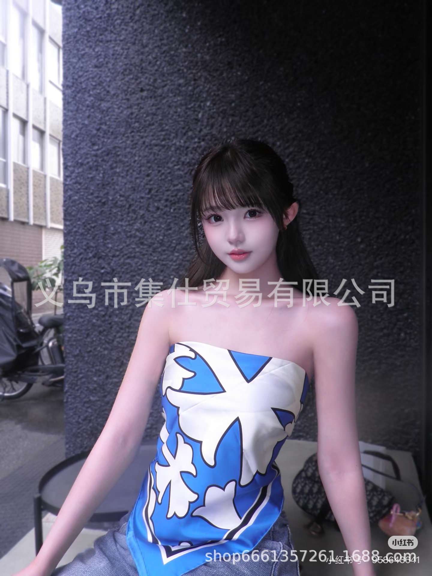 Bufandas de seda de moda europeas y americanas transfronterizas bufandas elegantes de alta calidad lujosas impresión de letras de seda impresión caliente en el extranjero