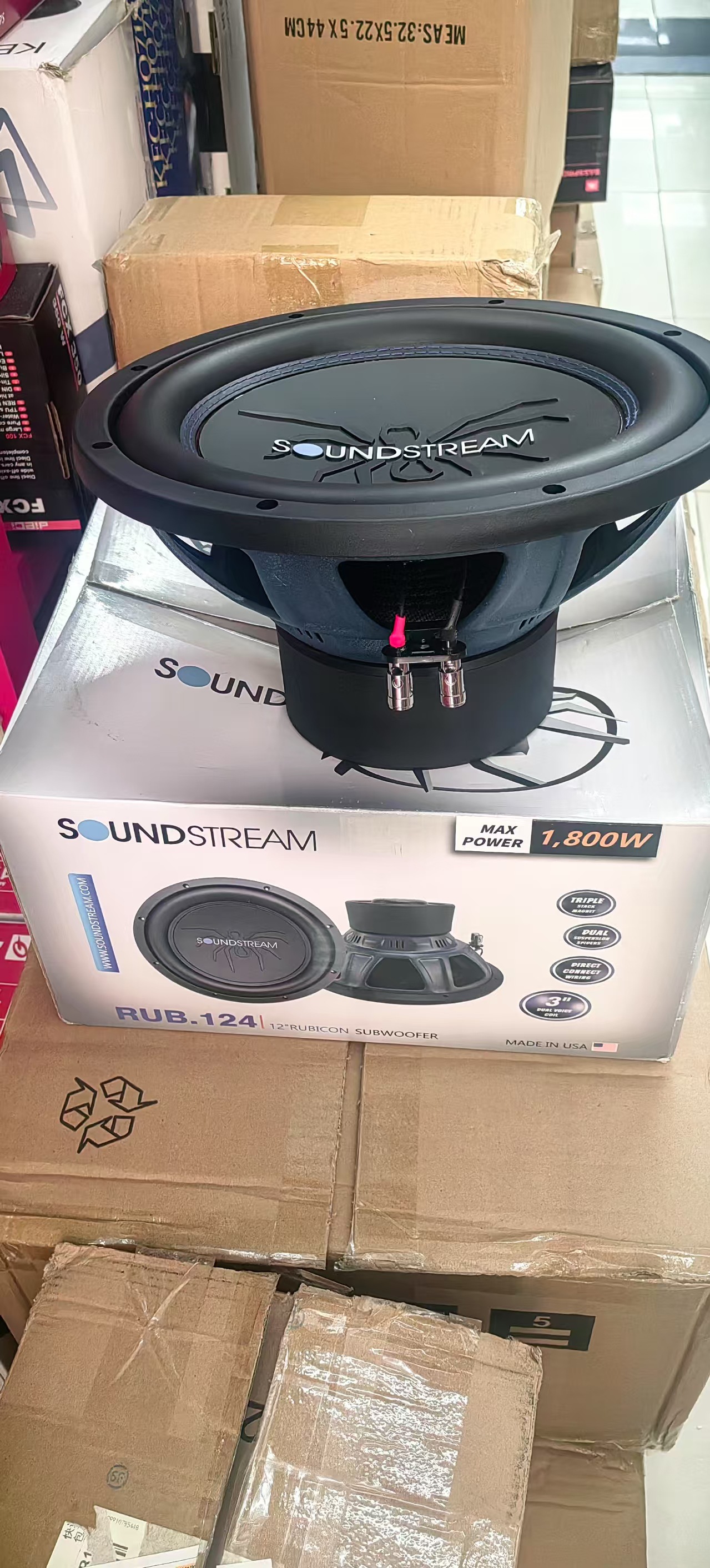 Car Subwoofer Sounstream Rub.124 12inch Subwoofer Spider 1800W Deep Bass