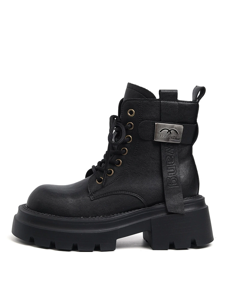 Martens, leather boots platform with zipper high heels