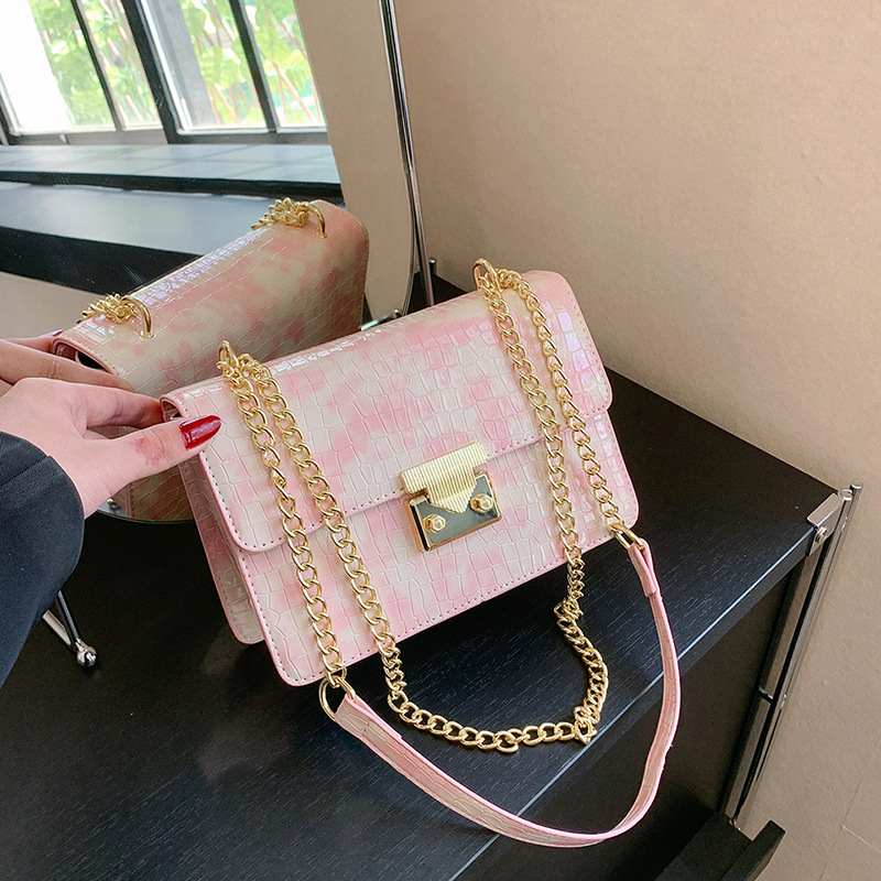 European and American 2023 new small square bag for women, high-end fashion and leisure, new portable one-shoulder cross-body three-dimensional square_voghion.com