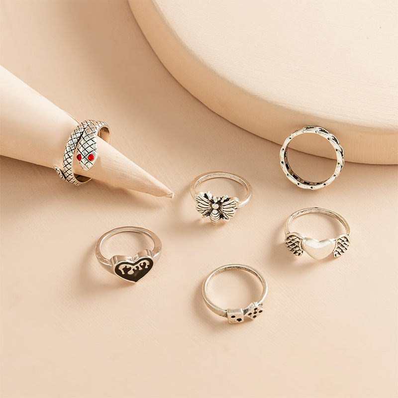 Black Dropping Oil Love Ring Women's Design Sense Niche 6-Piece Set Artistic Retro Butterfly Twist Hollow Snake Ring