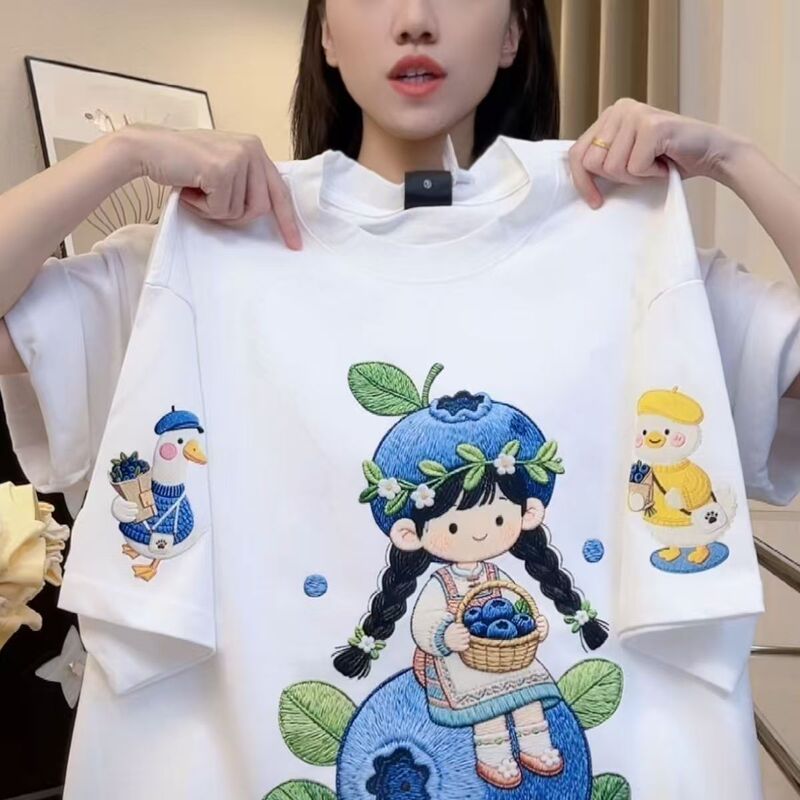 Blueberry Girl Imitation Embroidery Printed Short-Sleeved T-Shirt for Women and Men, New Summer Style, Loose and Versatile, Ins Style, Cute Girl Style
