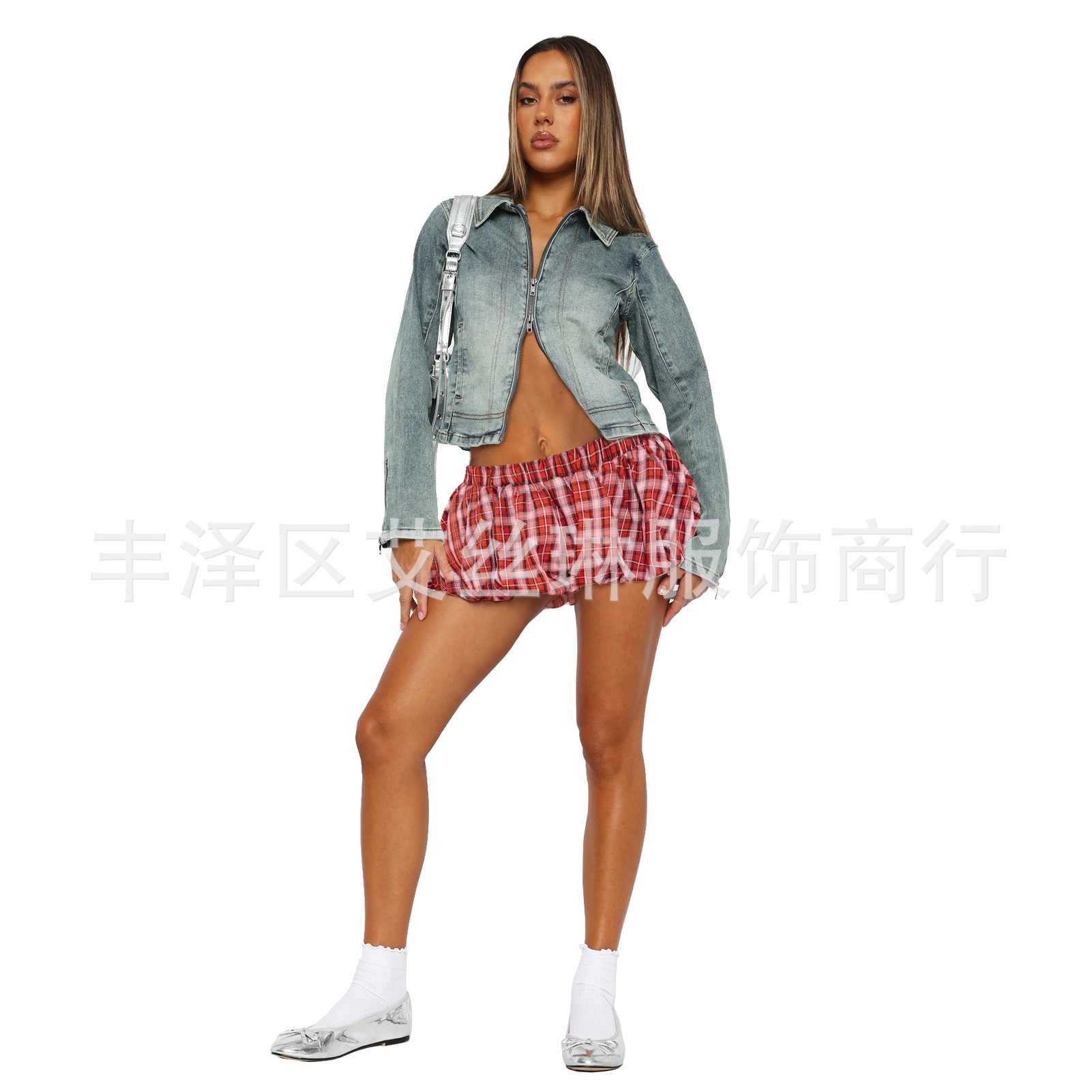 6737 红色模特图2.jpg